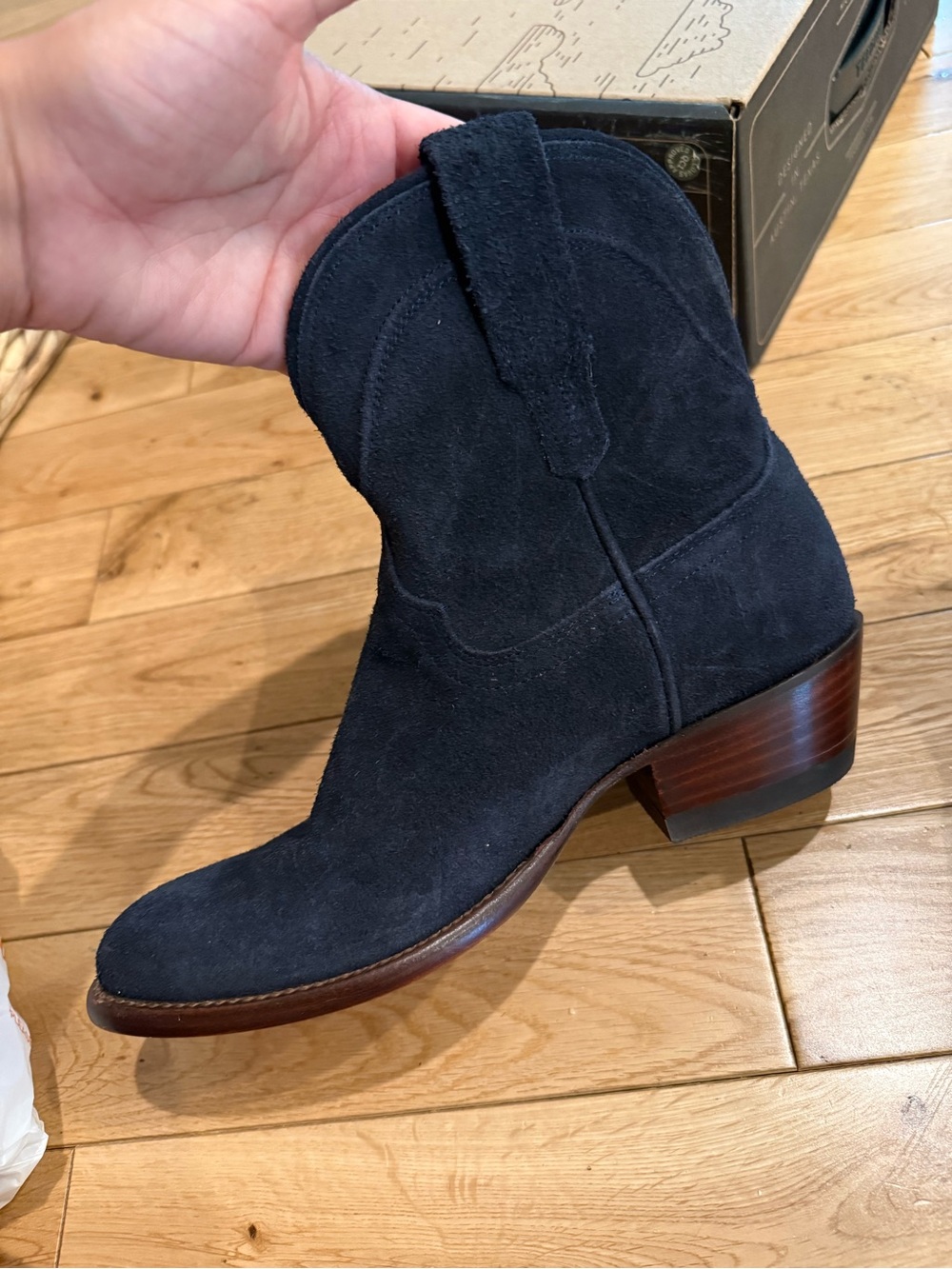 Tecovas. The Lucy in Navy Suede 7.5 Womens. - Picture 2 of 7